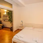 Апартаменти Fuoriporta Affitti Brevi - Cecilia 11 *