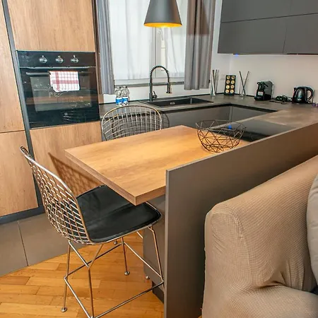 Apartment Fuoriporta Affitti Brevi - Cecilia 11 *