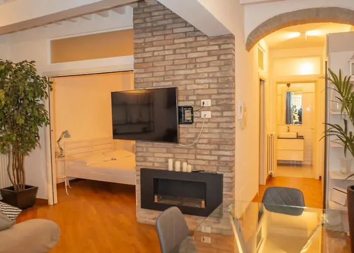 Fuoriporta Affitti Brevi - Cecilia 11 Apartment *